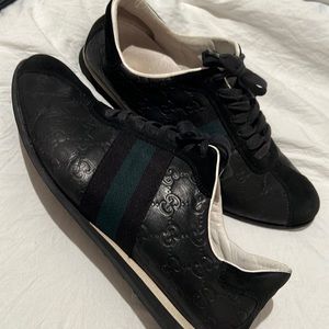 Authentic Vintage Gucci Sneakers Size 10